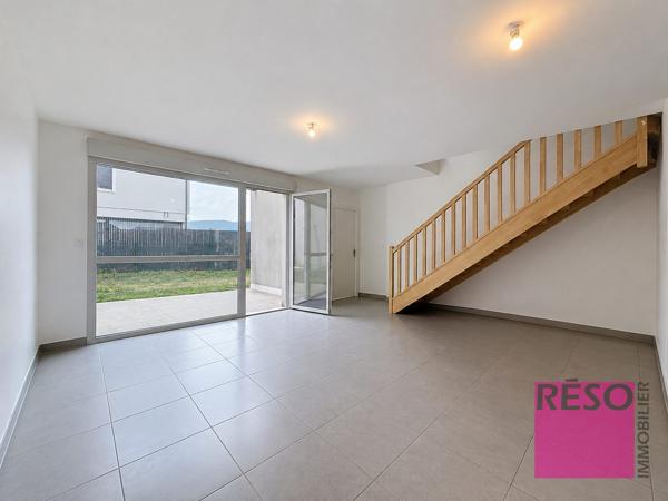 MAISON INDIVIDUELLE  NON MEUBLÉE 5 PIÈCES