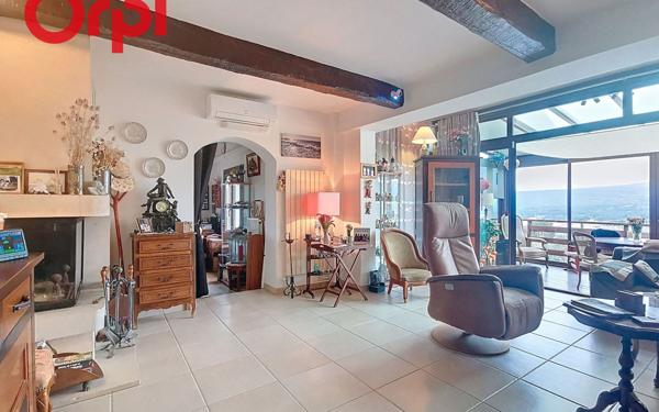 Maison à vendre    4 pièces •  Le Beausset