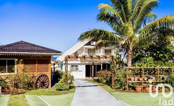 Domaine 15 pièces de 360 m² à Saint-Joseph (97480)