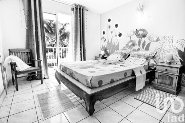 Domaine 15 pièces de 360 m² à Saint-Joseph (97480)