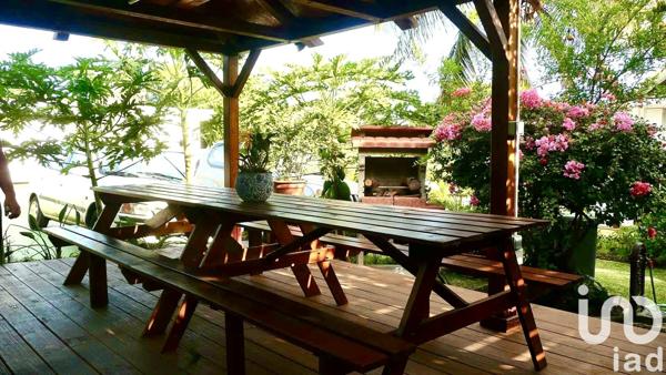 Domaine 15 pièces de 360 m² à Saint-Joseph (97480)