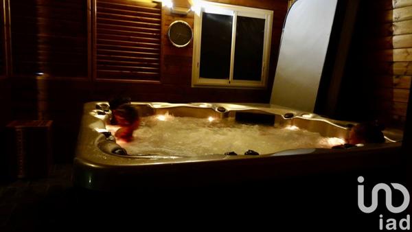 Domaine 15 pièces de 360 m² à Saint-Joseph (97480)