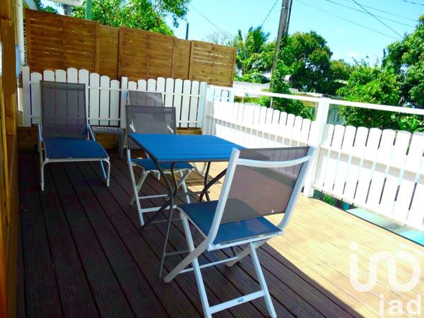 Domaine 15 pièces de 360 m² à Saint-Joseph (97480)