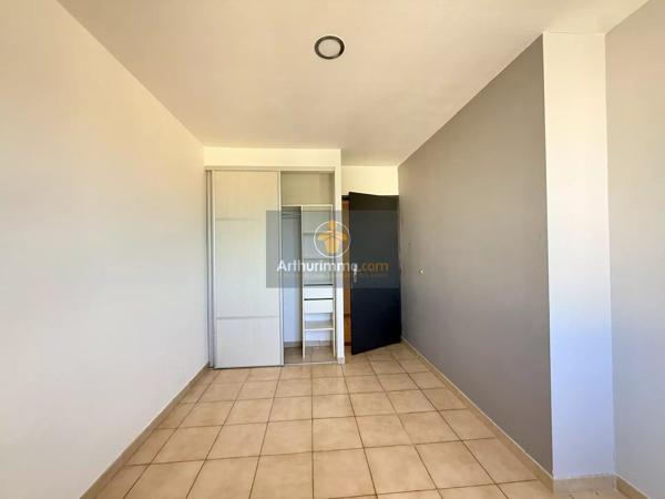 Location                                                      Appartement
                        
                     4 pièces                      82 m2                     à Bollène