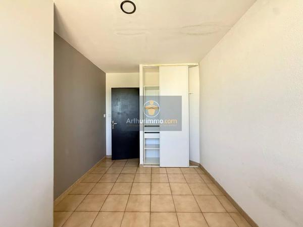Location                                                      Appartement
                        
                     4 pièces                      82 m2                     à Bollène