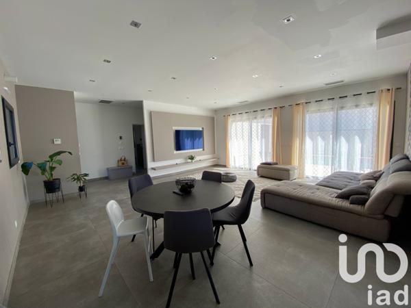 Maison 5 pièces de 133 m² à Salon-de-Provence (13300)
