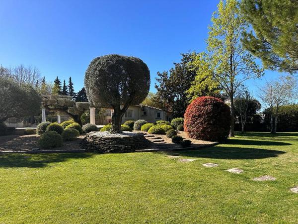 À vendre - Propriété d'exception aux portes de Saint-Rémy-de-Provence