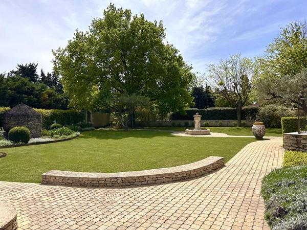 À vendre - Propriété d'exception aux portes de Saint-Rémy-de-Provence