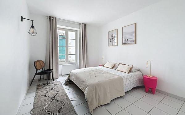 Maison à vendre    3 pièces •  La Flotte