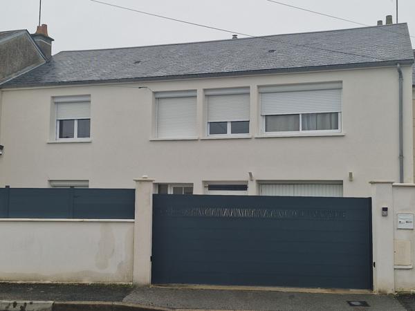 MAISON 3 CHAMBRES - GARAGE - JARDINET