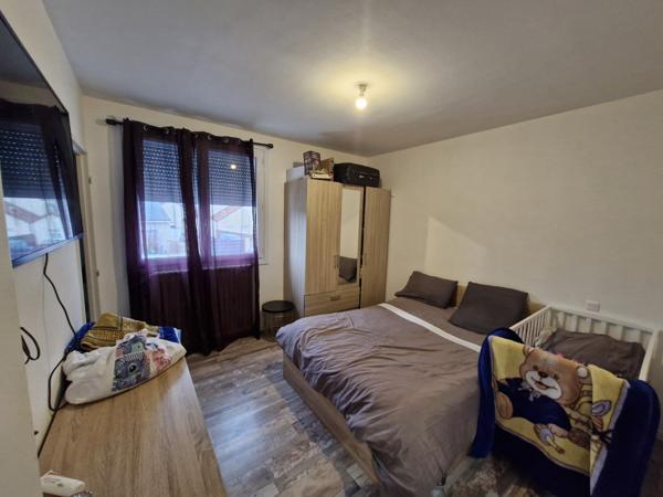 MAISON 3 CHAMBRES - GARAGE - JARDINET