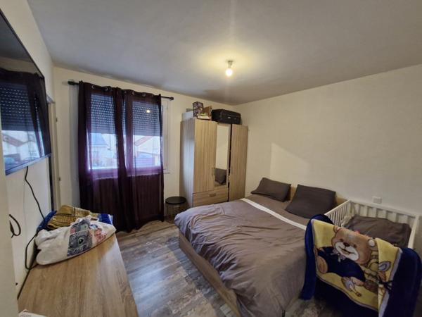 MAISON 3 CHAMBRES - GARAGE - JARDINET