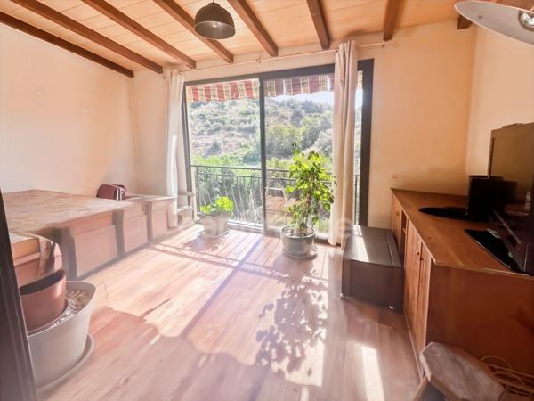 SARROLA CARCOPINO (20),maison atypique T4 + T2 indépendant, à quelques minutes d'Ajaccio et Mezzavia