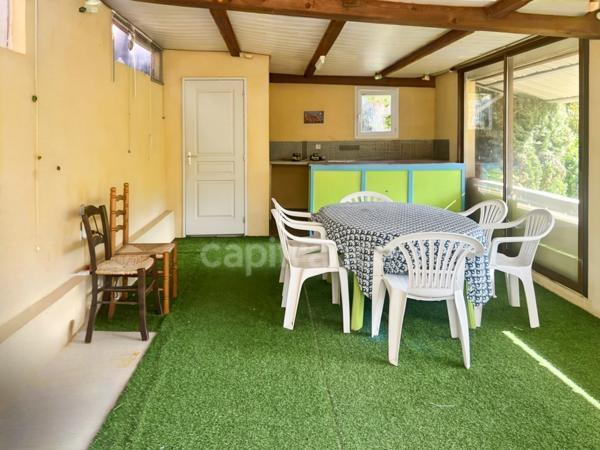 SARROLA CARCOPINO (20),maison atypique T4 + T2 indépendant, à quelques minutes d'Ajaccio et Mezzavia