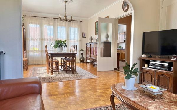 Maison à vendre    5 pièces • 95 m2 Morangis