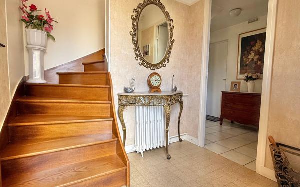 Maison à vendre    5 pièces • 95 m2 Morangis