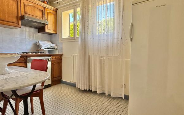 Maison à vendre    5 pièces • 95 m2 Morangis