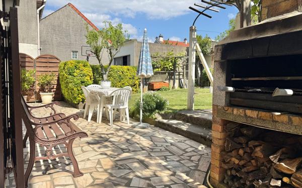 Maison à vendre    5 pièces • 95 m2 Morangis