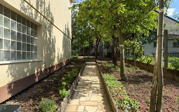 Maison à vendre    5 pièces • 95 m2 Morangis