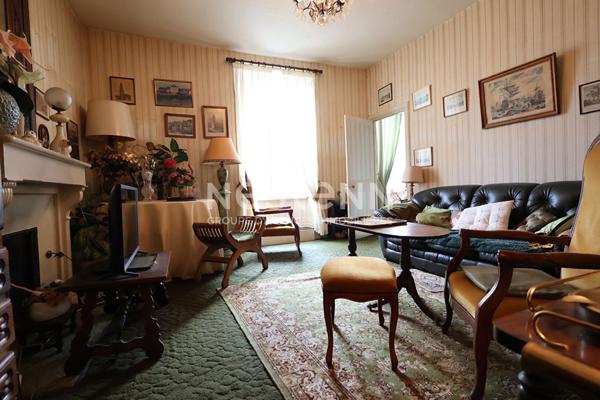 LANDERNEAU - Appartement de 6 pièces de 139m²