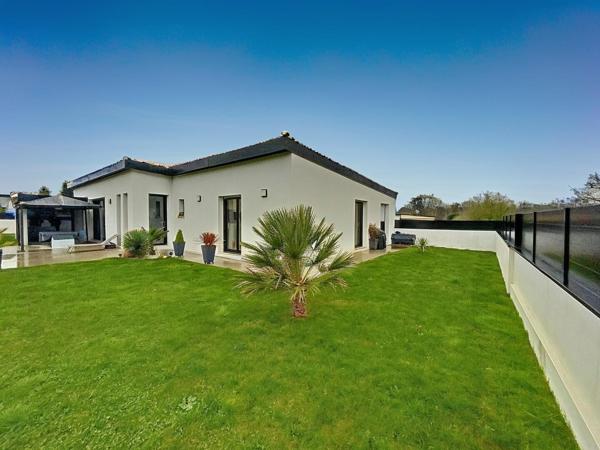 Magnifique Maison contemporaine entièrement de plain-pied à Quimperlé - 5 pièces, 136 m²
