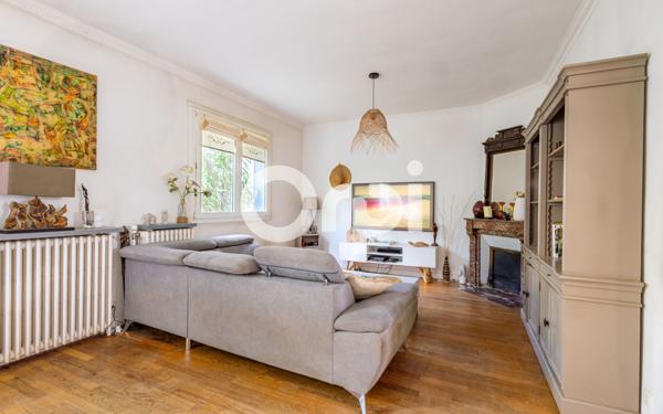 Maison à vendre    5 pièces •  Le Raincy