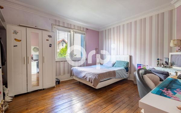 Maison à vendre    5 pièces •  Le Raincy