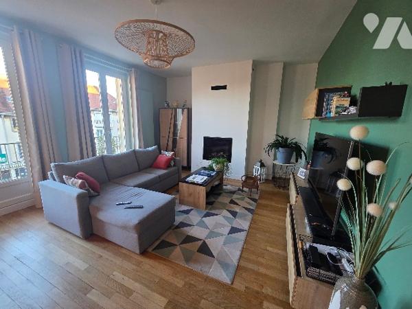 YVETOT HYPER CENTRE, appartement de 104.18 m², 3 chambres, place de stationnement