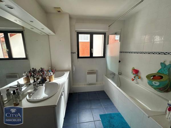 Maison à vendre 5 pièces 111.34m² Viry (74580)