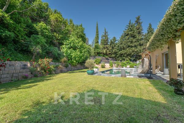 Villa d’exception avec vue panoramique sur la Cathédrale Saint-Nazaire