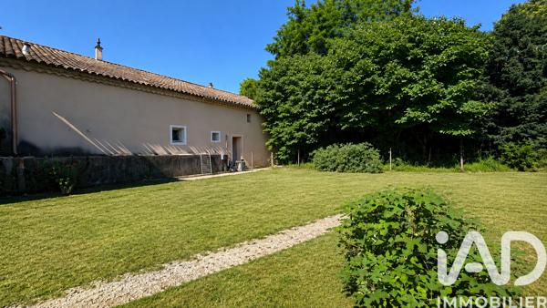 Immeuble à vendre 237 m² Saint-Julien-de-Peyrolas