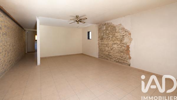 Immeuble à vendre 237 m² Saint-Julien-de-Peyrolas
