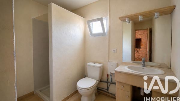 Immeuble à vendre 237 m² Saint-Julien-de-Peyrolas