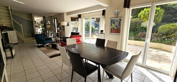 Saint-Malo (35400) POSEZ VOS VALISES - MAISON IDEALE POUR ACCUEILLIR LA FAMILLE