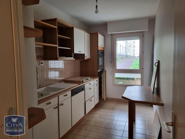 Appartement à louer 3 pièces 82.31m² Angers (49000)