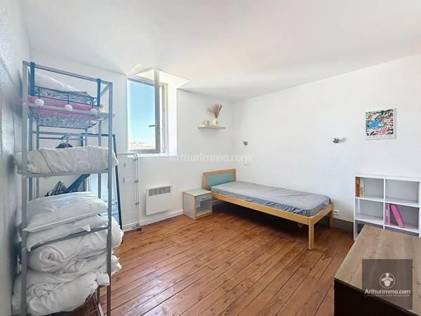 Location                                                      Appartement
                        
                     2 pièces                      32 m2                     à Roanne