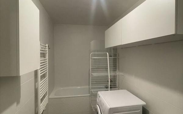 Appartement à louer    2 pièces • 48,90 m2 Aubervilliers