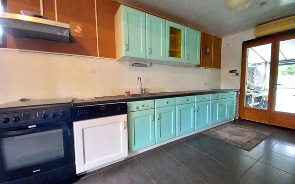 Maison à vendre    3 pièces •  Montceau-les-Mines