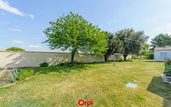 Maison à vendre    6 pièces •  L'Houmeau