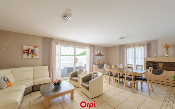 Maison à vendre    6 pièces •  L'Houmeau