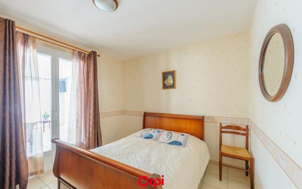 Maison à vendre    6 pièces •  L'Houmeau