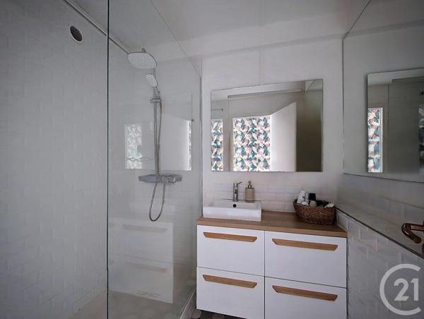 Appartement T3 à vendre  3 pièces - 80,45 m 2   BORDEAUX  - 33
