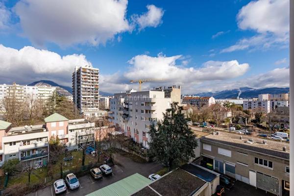 Vente Appartement 5 pièces 110 m2 à Grenoble