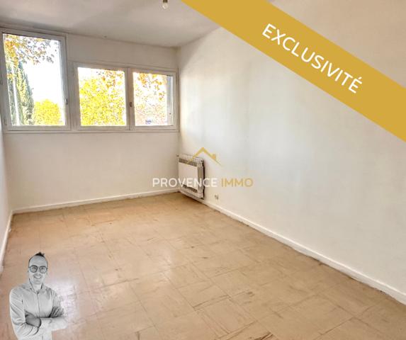 Salon-de-Provence (13300) Salon de Provence, résidence Le Guynemer, bel appartement T3,balcon, cave et parkings extérieurs.