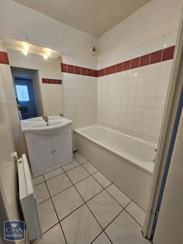 Appartement à louer 2 pièces 54.64m² Friville-Escarbotin (80130)
