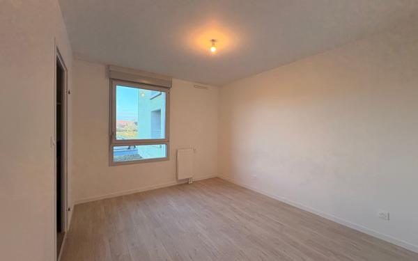 Appartement à louer    2 pièces • 43,75 m2 Colombelles