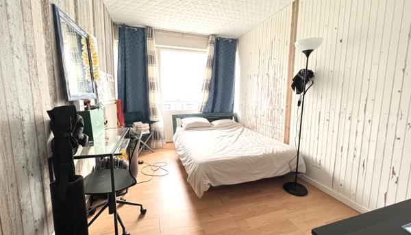 F5 de 103m2 à deux pas de la gare du Bras de Fer