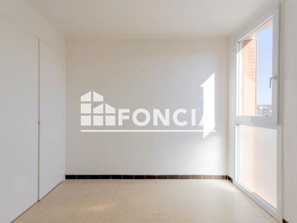 À vendre Appartement 3 pièces 60.63 m² - Salon-de-provence 13300