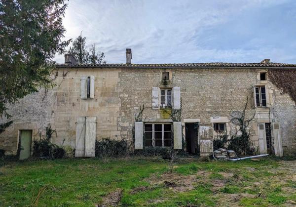 Maison ancienne à rénover à François