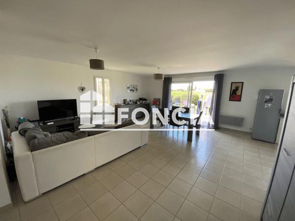 Location Maison 4 pièces 100.16 m² - 11 RUE DE LA GRELERIE Saujon 17600
